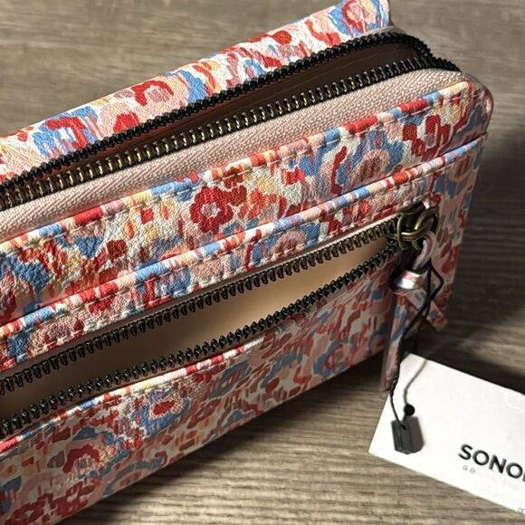 Sonoma safekeeper oversized rfid wallet - Picture 7 of 9